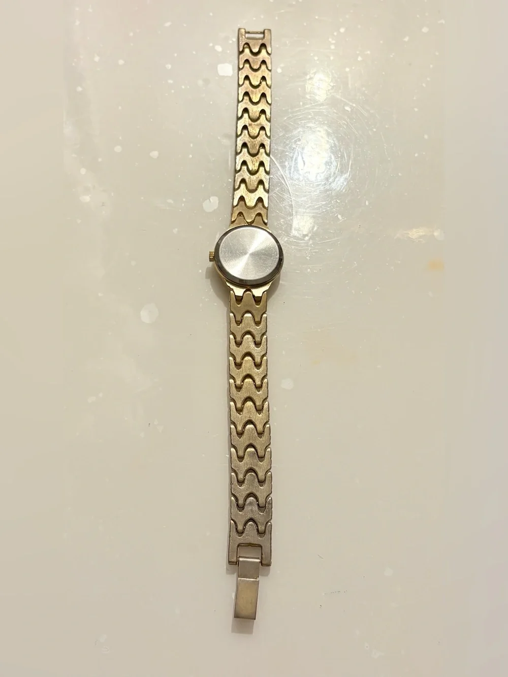 Sheffield Quartz Women's Gold Tone Analog Bracelet Watch Gold Dial Roman/ Baton